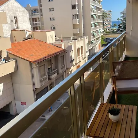New At 150m From The Beaches Easy Check In Apartment