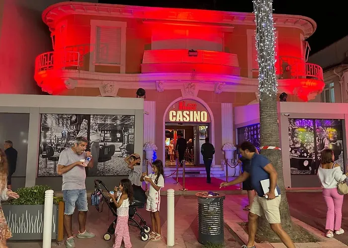 New At 150m From The Beaches Easy Check In